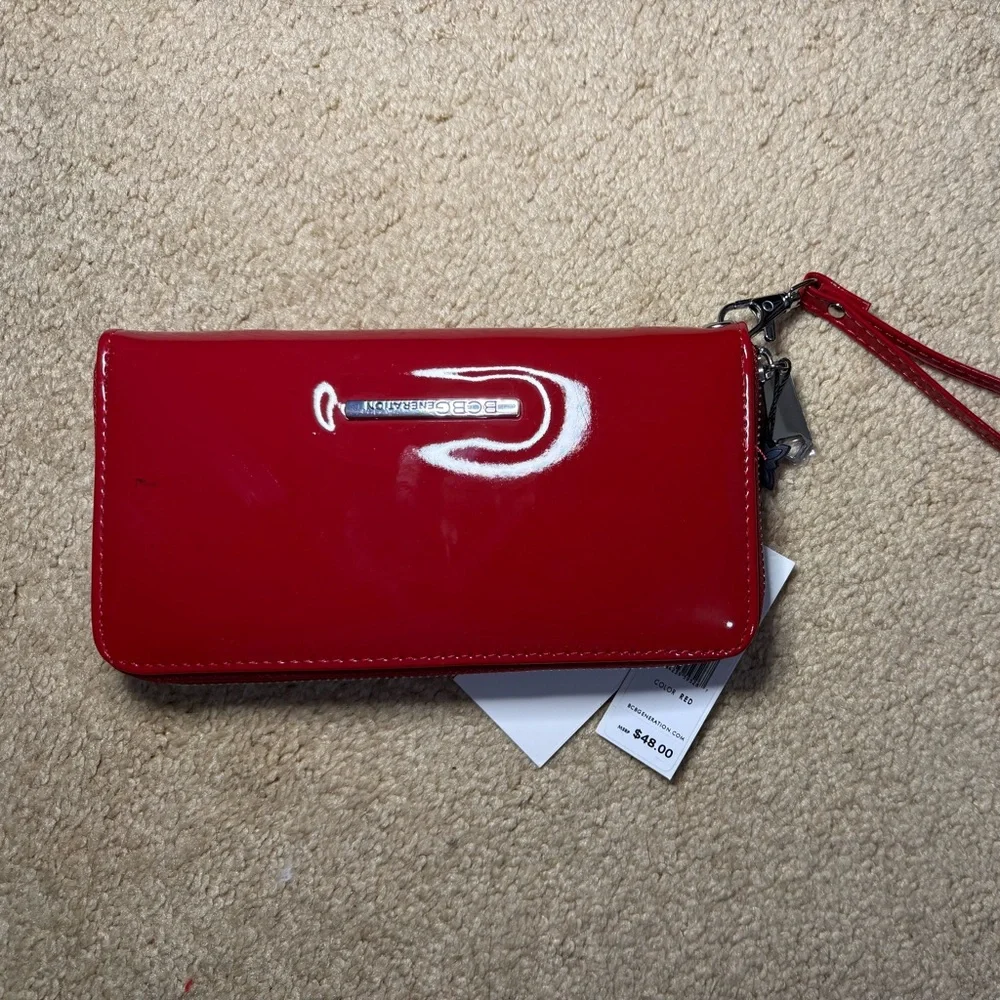 BCBGeneration Red Wallet - Picture 1 of 2
